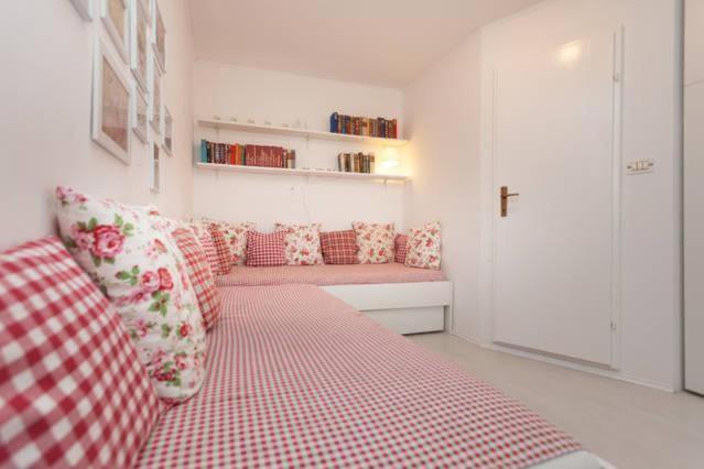 Vintage Apartment Rovinj Old Town Extérieur photo